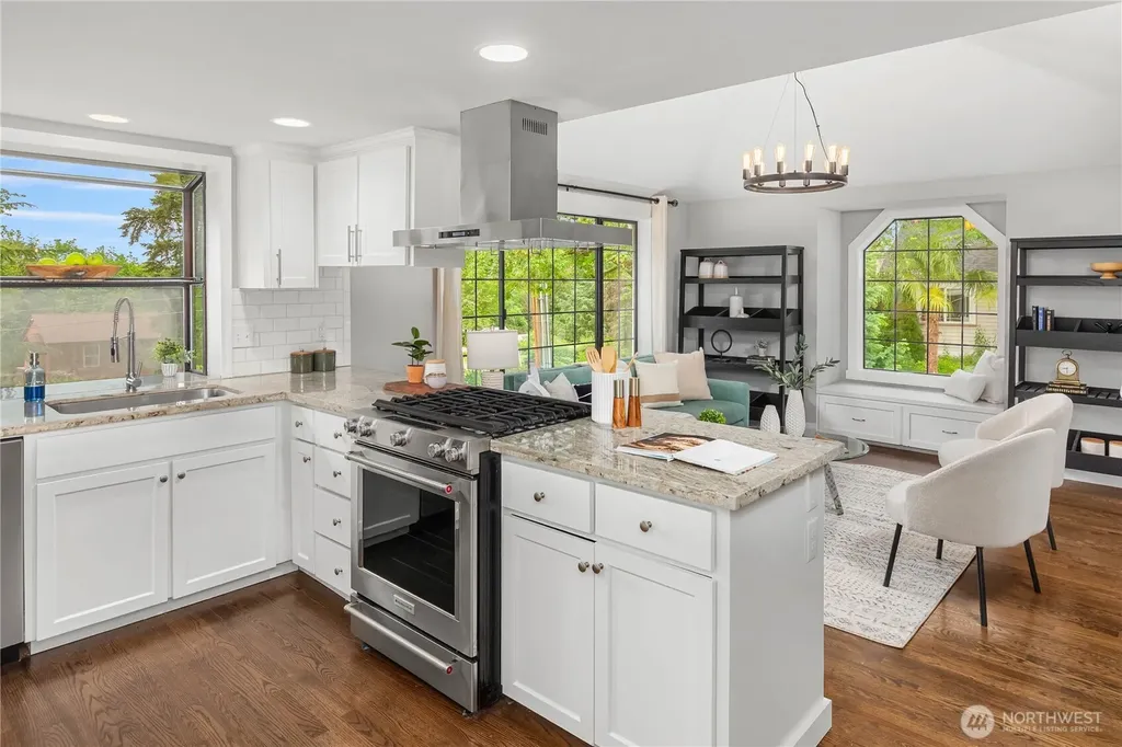 8227 NE 166th Street Kenmore WA 98028