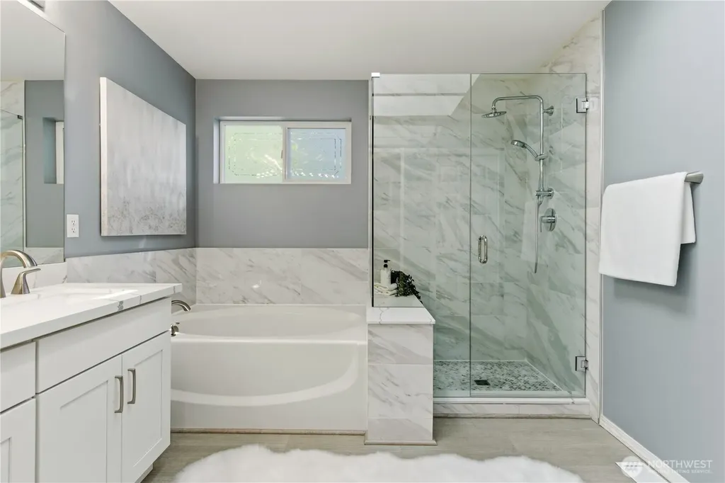 648 237th Place SE Sammamish WA 98074
