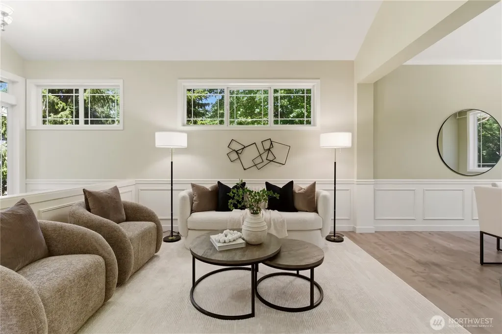 648 237th Place SE Sammamish WA 98074