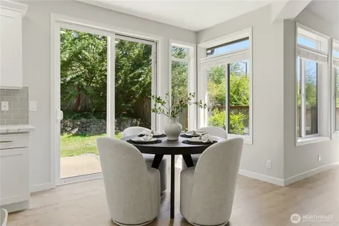 648 237th Place SE Sammamish WA 98074