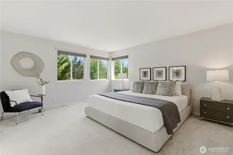 648 237th Place SE Sammamish WA 98074