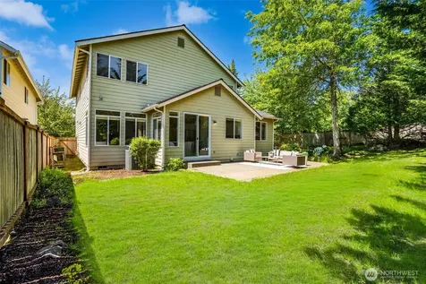 648 237th Place SE Sammamish WA 98074