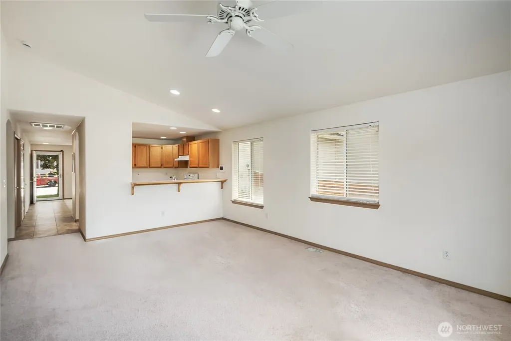 6116 76th Avenue NE Marysville WA 98270
