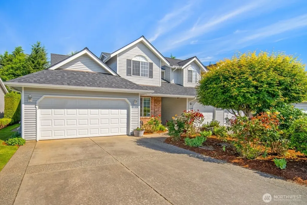 2237 James Circle Lynden WA 98264