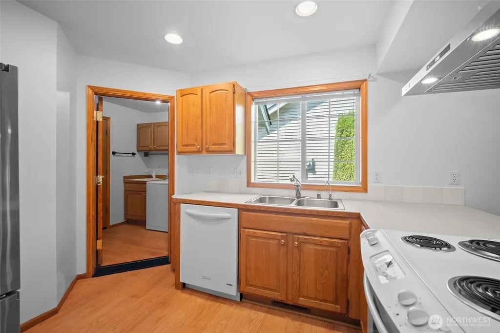 2237 James Circle Lynden WA 98264