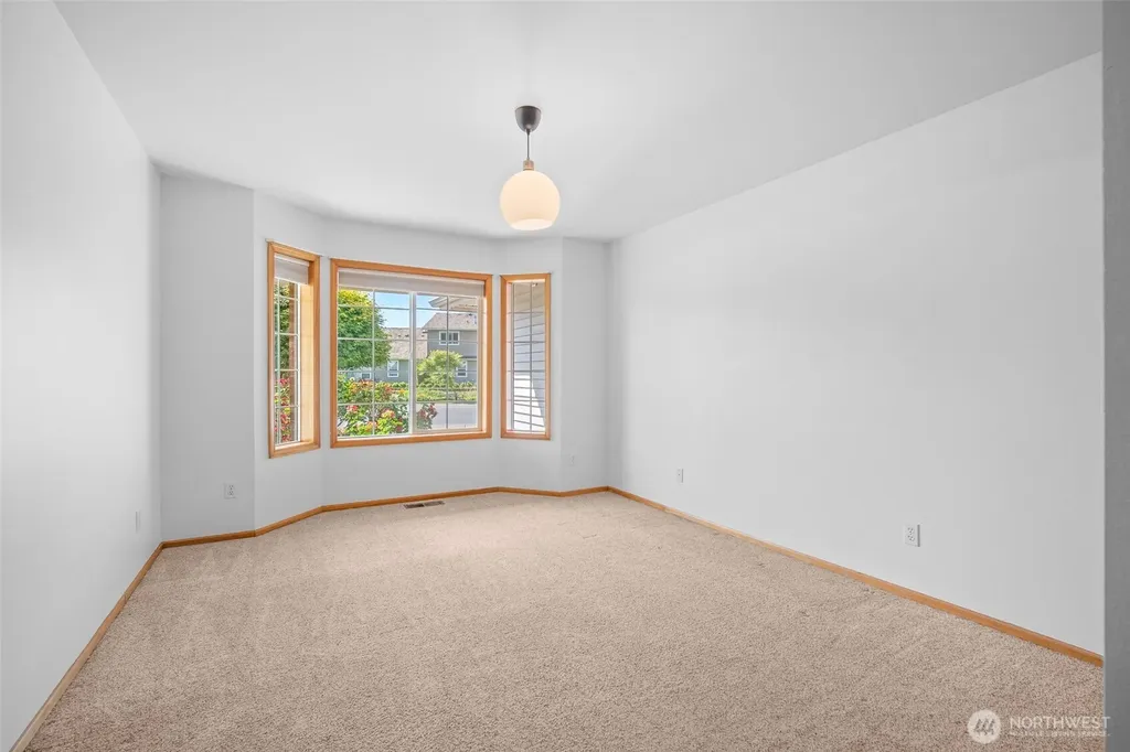 2237 James Circle Lynden WA 98264