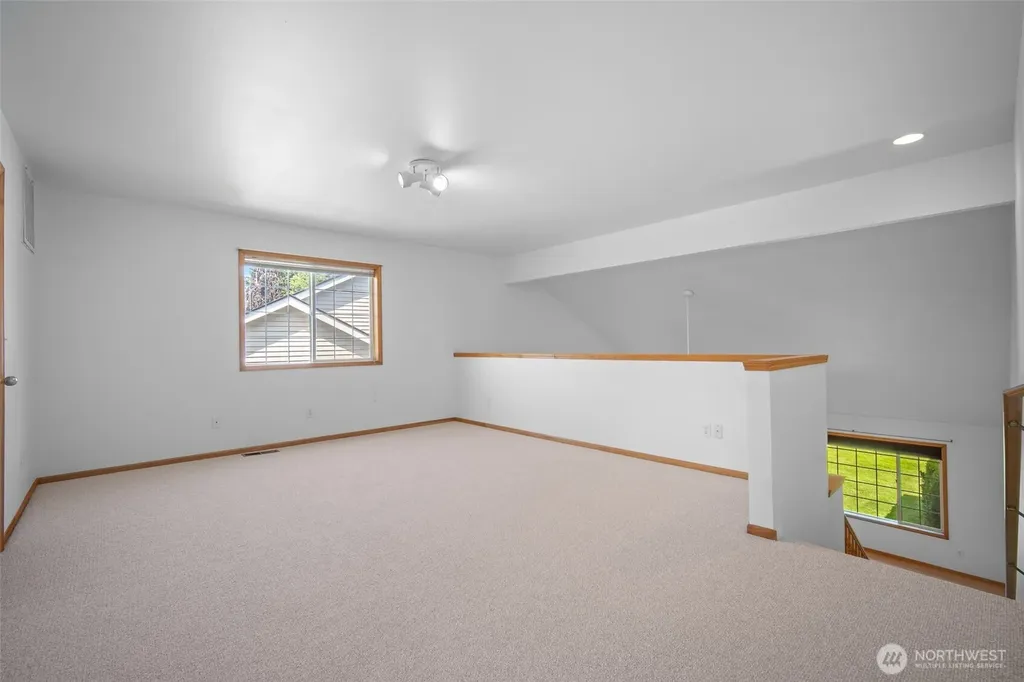 2237 James Circle Lynden WA 98264