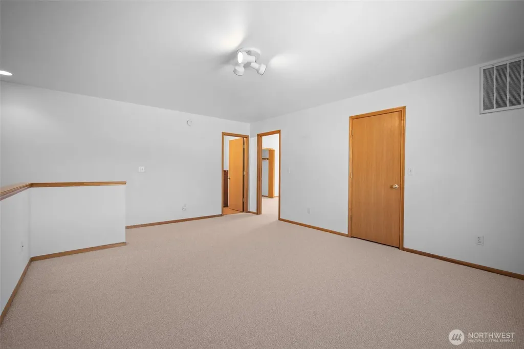 2237 James Circle Lynden WA 98264