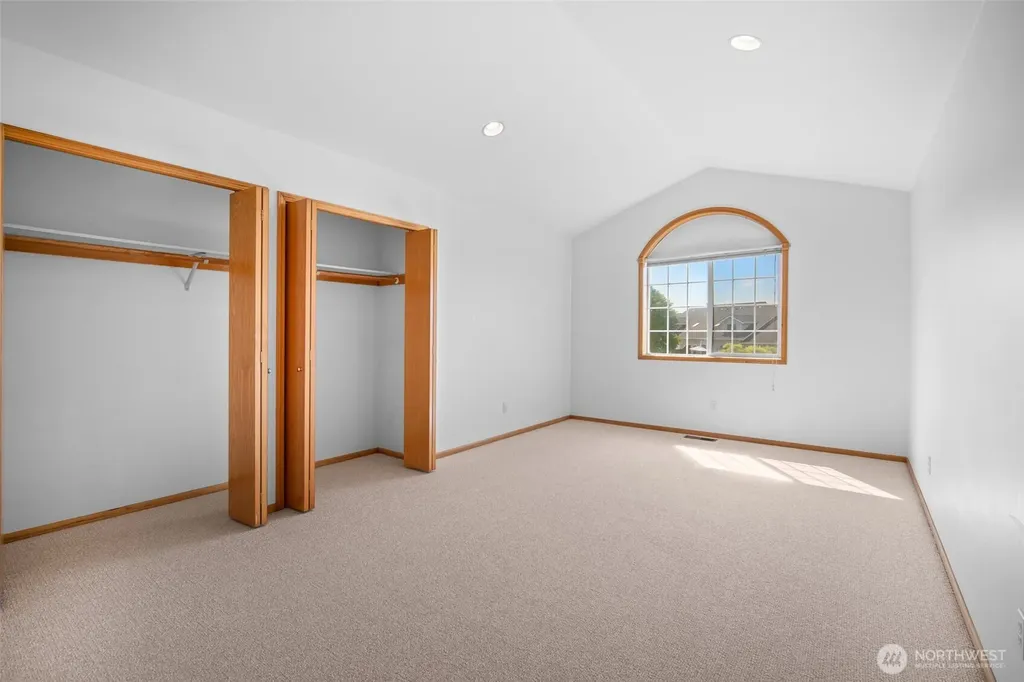 2237 James Circle Lynden WA 98264
