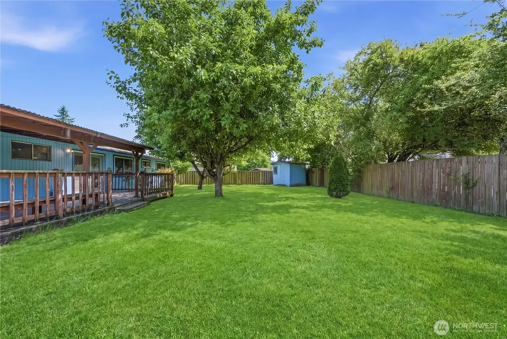 10525 SE 237th Street Kent WA 98031