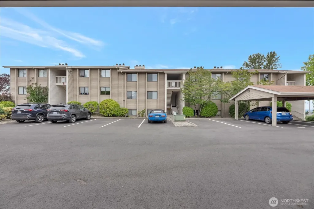 1321 S Puget Street Renton WA 98055