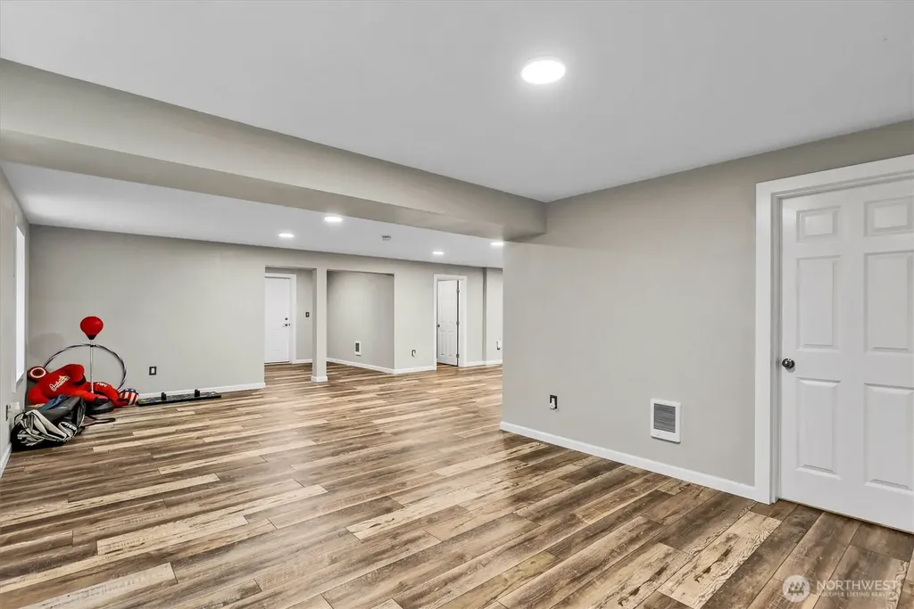 19214 Patterson Road E Orting WA 98360