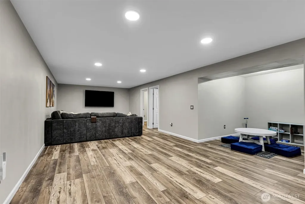 19214 Patterson Road E Orting WA 98360