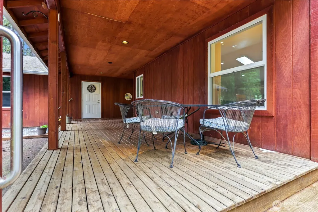 19214 Patterson Road E Orting WA 98360