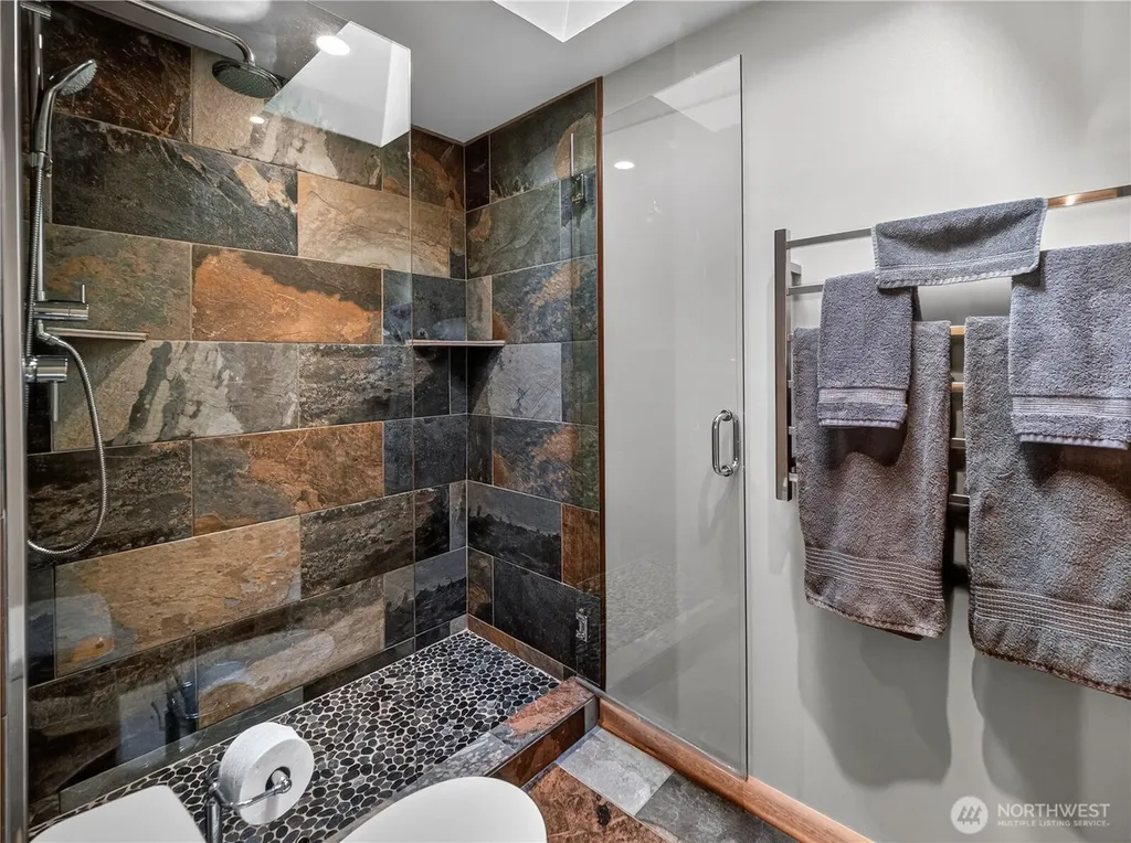 12019 Issaquah-hobart Road SE Issaquah WA 98027