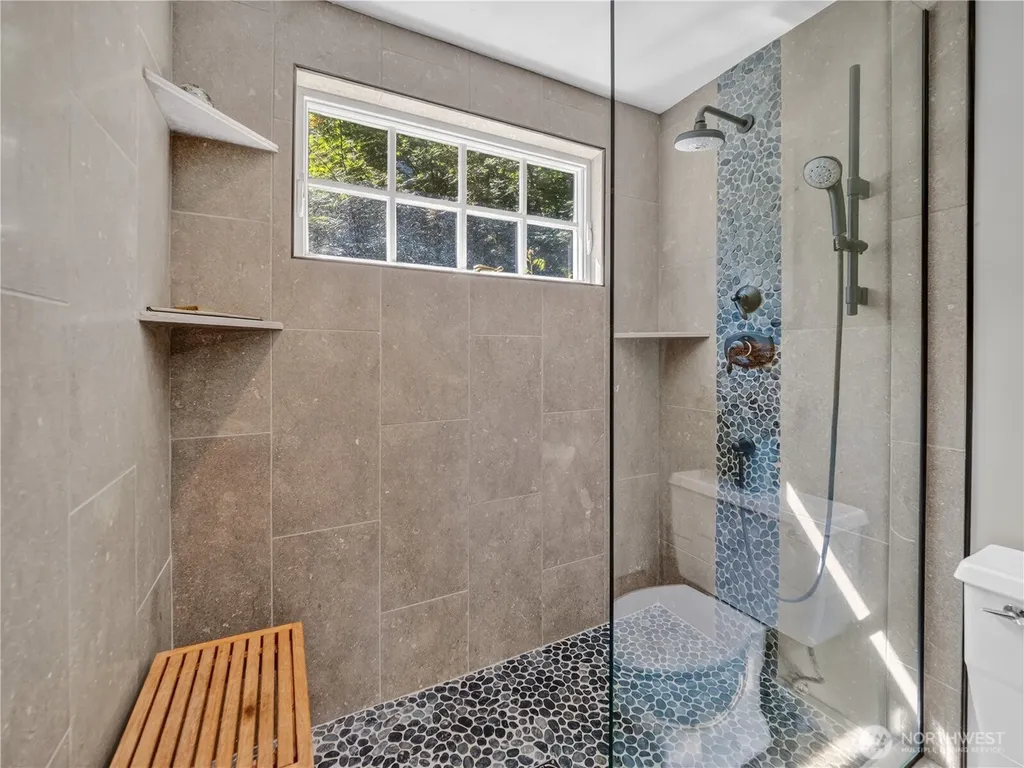 12019 Issaquah-hobart Road SE Issaquah WA 98027