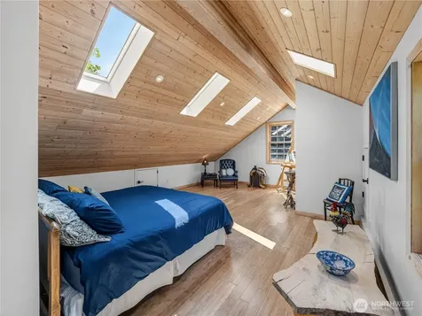 12019 Issaquah-hobart Road SE Issaquah WA 98027