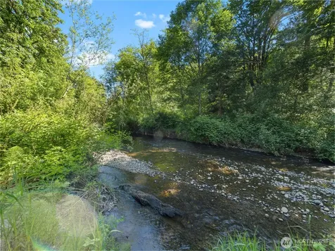 12019 Issaquah-hobart Road SE Issaquah WA 98027