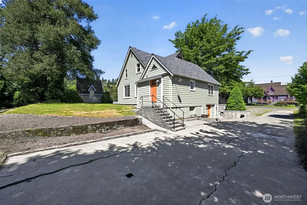 5810 119th Avenue E Puyallup WA 98372