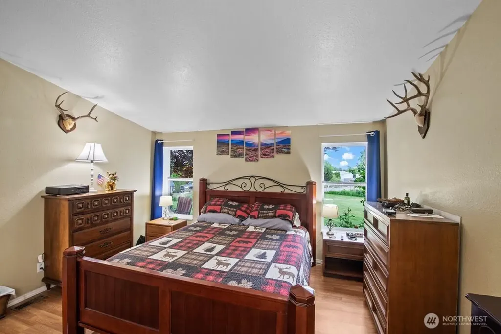 847 N Bretz Pr NE Richland WA 99352