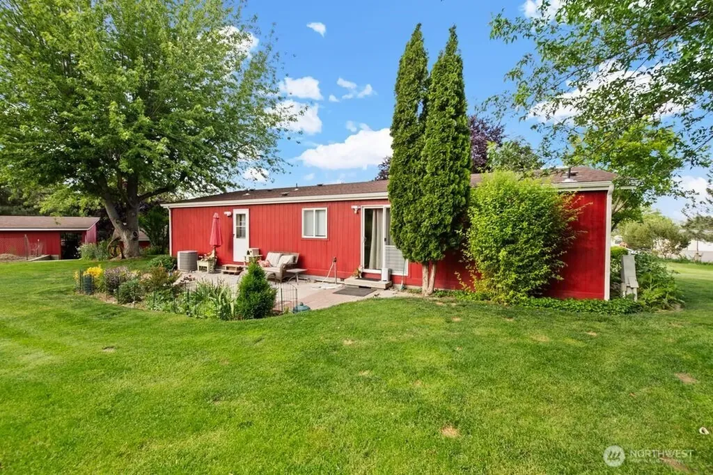 847 N Bretz Pr NE Richland WA 99352