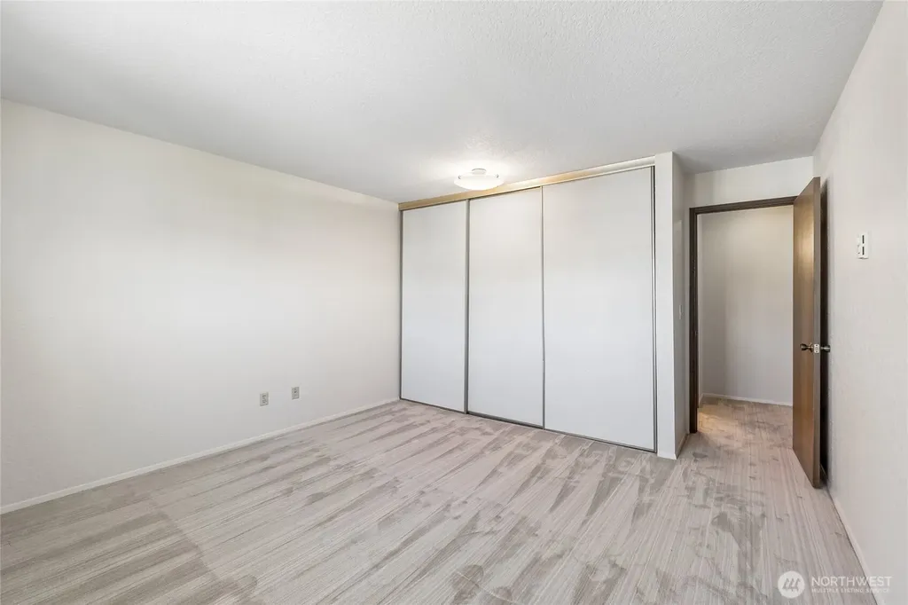 2031 NW 59th Street Seattle WA 98107