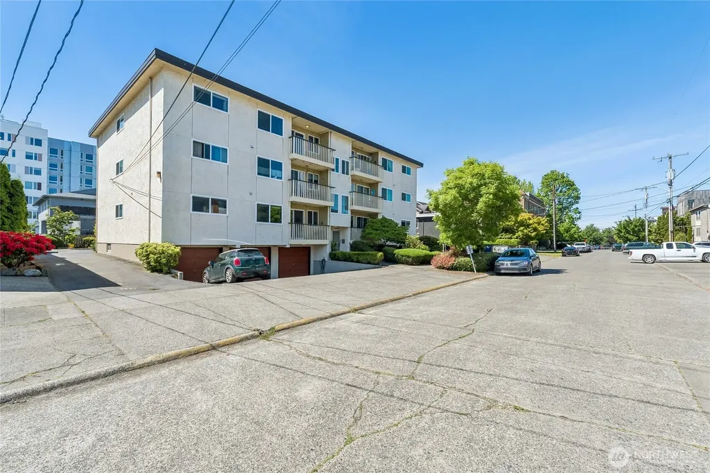 2031 NW 59th Street Seattle WA 98107