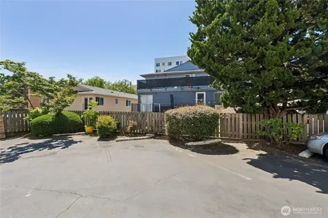 2031 NW 59th Street Seattle WA 98107