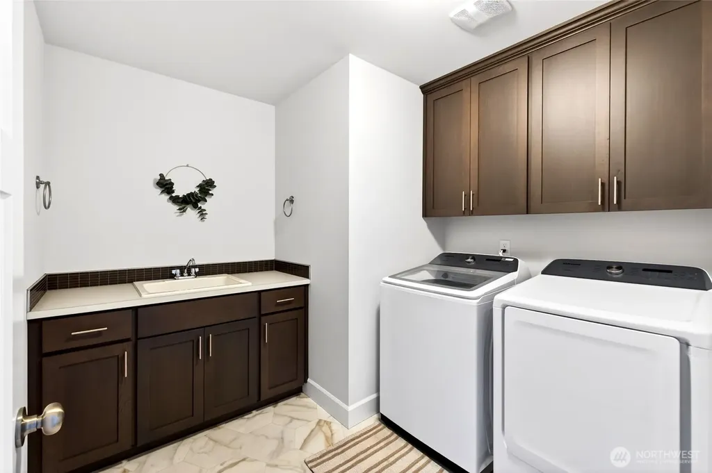 1207 61st Avenue Ct NE Tacoma WA 98422