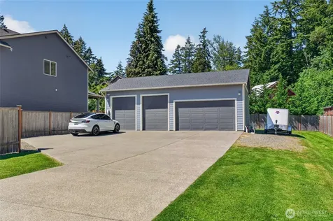 1207 61st Avenue Ct NE Tacoma WA 98422