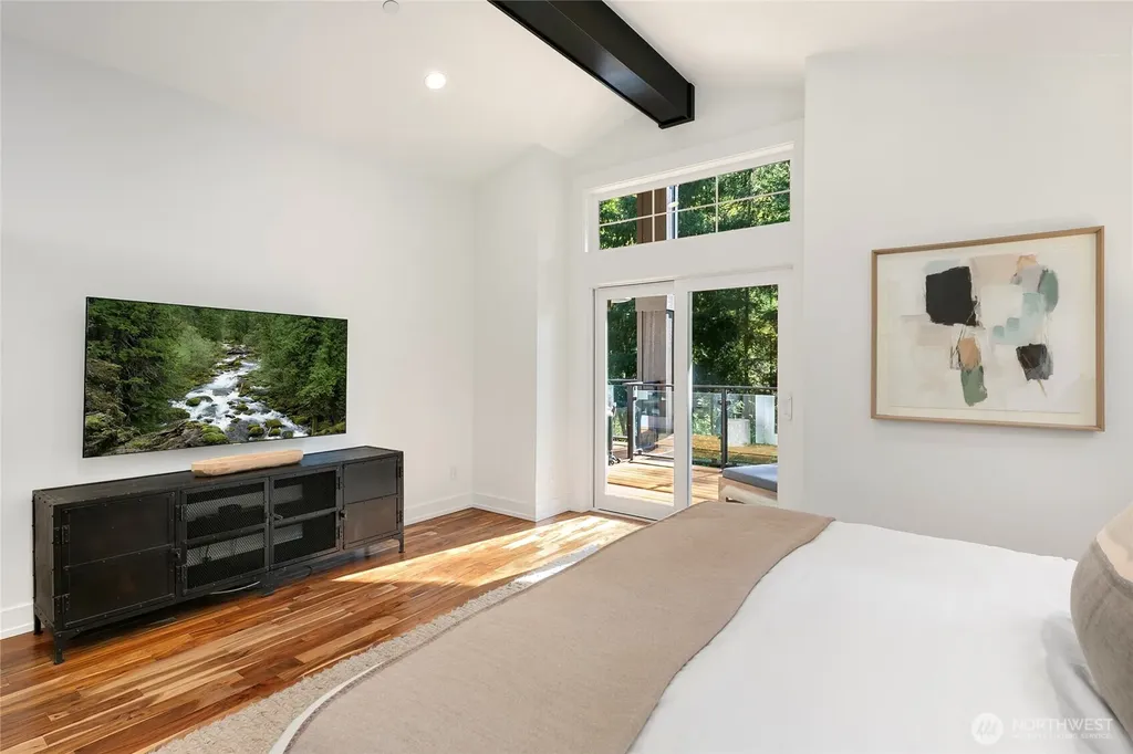 32511 SE 111th Place Issaquah WA 98027