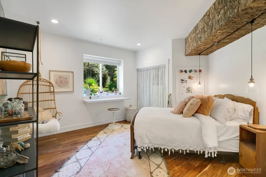 32511 SE 111th Place Issaquah WA 98027