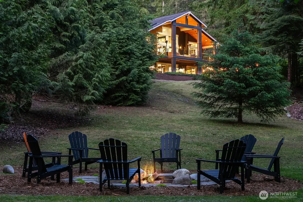 32511 SE 111th Place Issaquah WA 98027