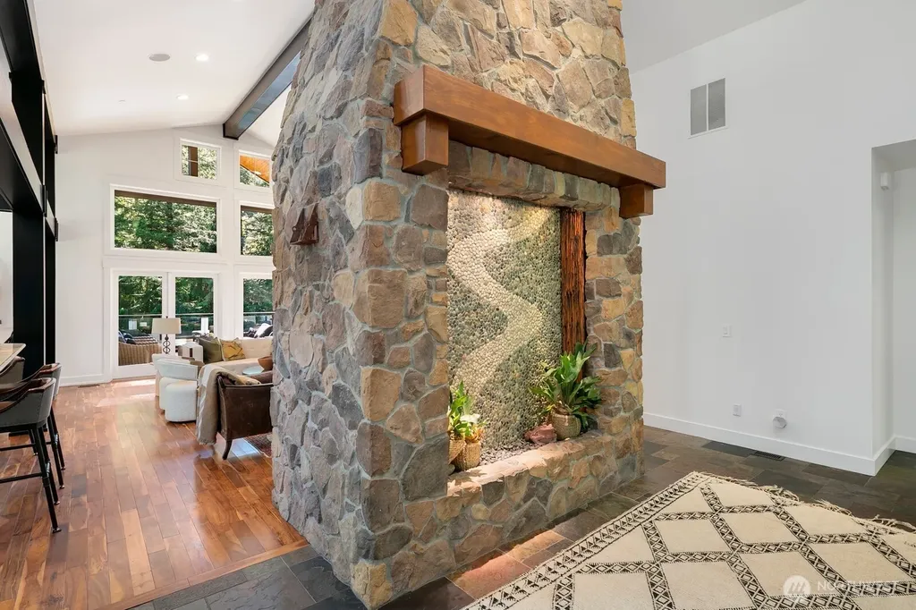 32511 SE 111th Place Issaquah WA 98027