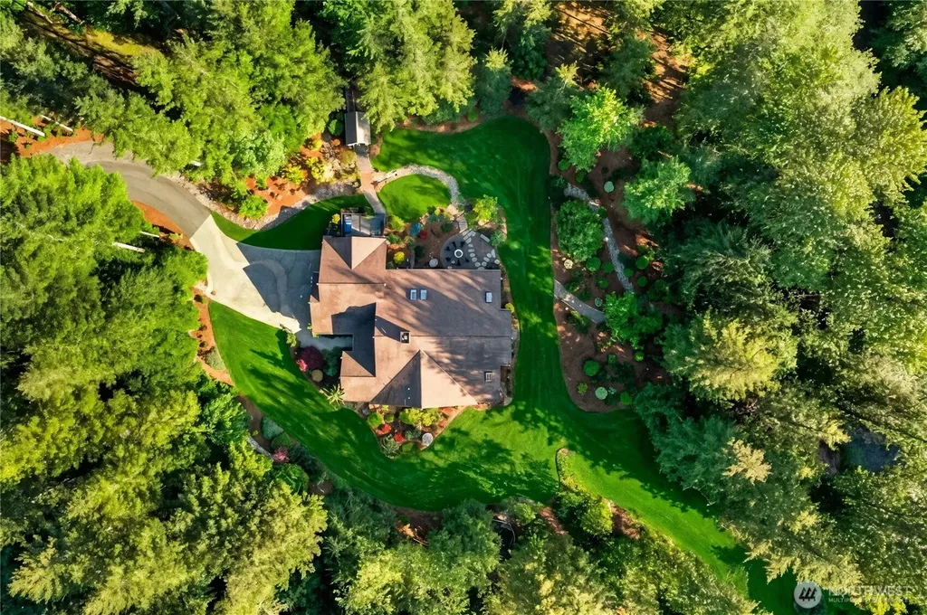 32511 SE 111th Place Issaquah WA 98027