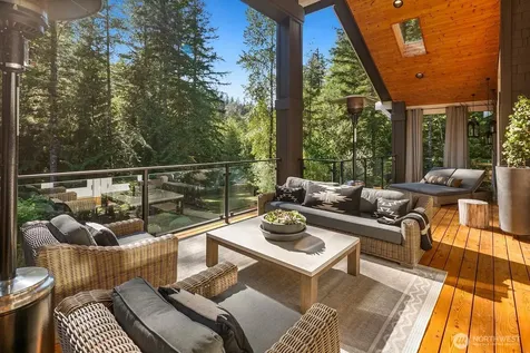 32511 SE 111th Place Issaquah WA 98027