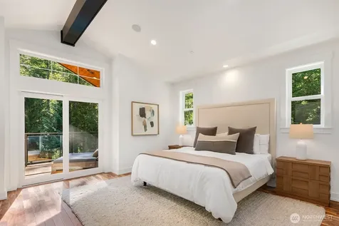 32511 SE 111th Place Issaquah WA 98027