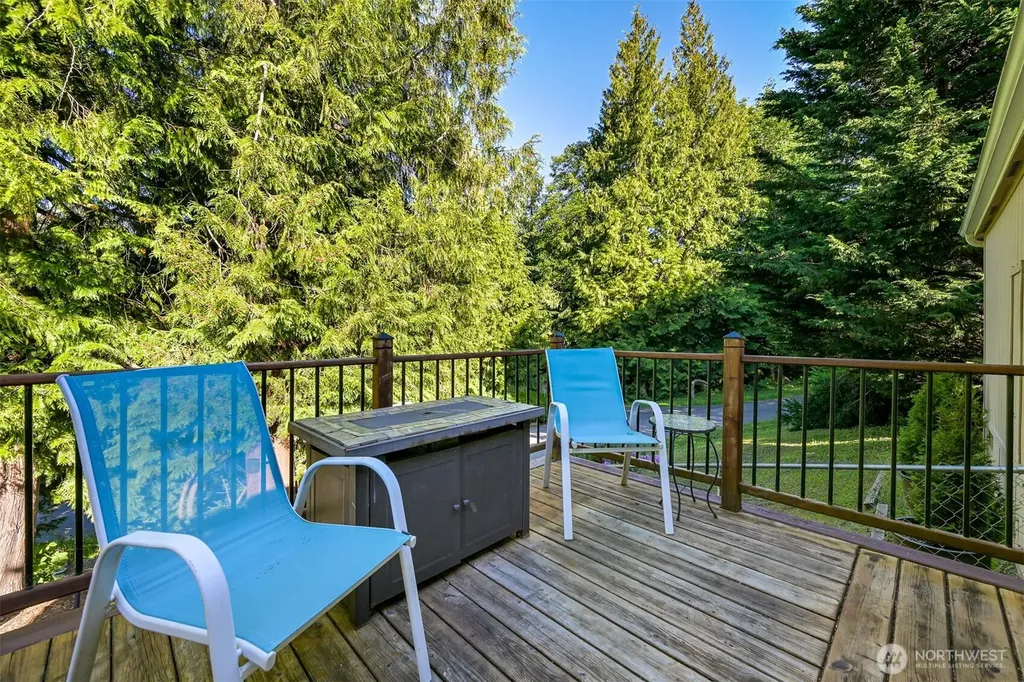 2174 Yew Street Road Bellingham WA 98229