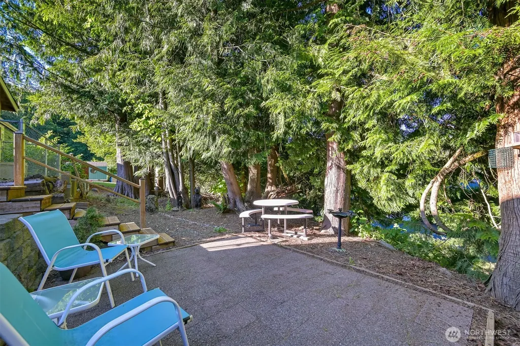 2174 Yew Street Road Bellingham WA 98229