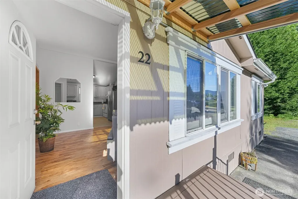 2174 Yew Street Road Bellingham WA 98229