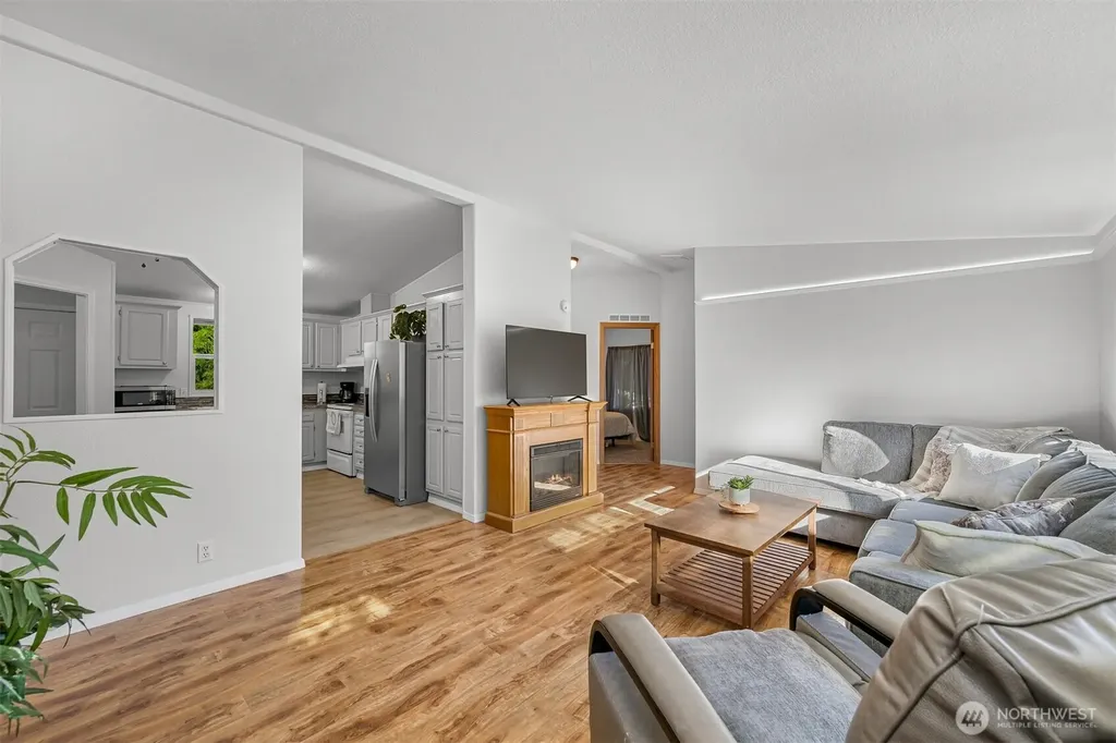 2174 Yew Street Road Bellingham WA 98229