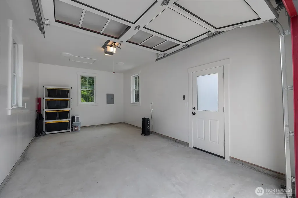 401 E Compass Street Pacific Beach WA 98571