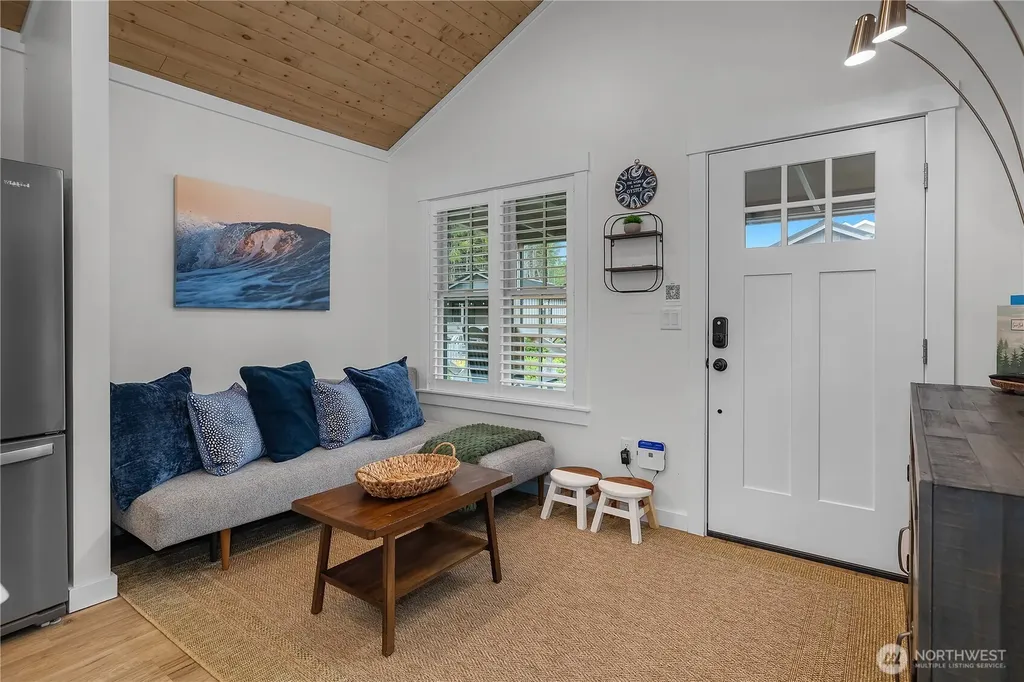 401 E Compass Street Pacific Beach WA 98571