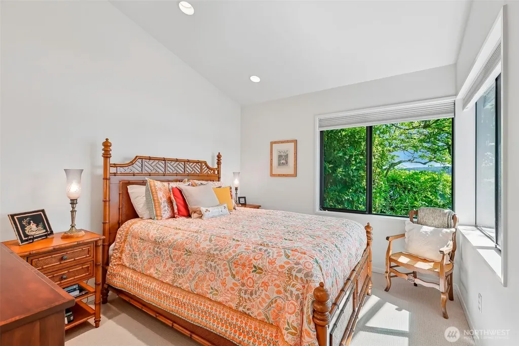 7602 Fairwind Lane NW Gig Harbor WA 98335