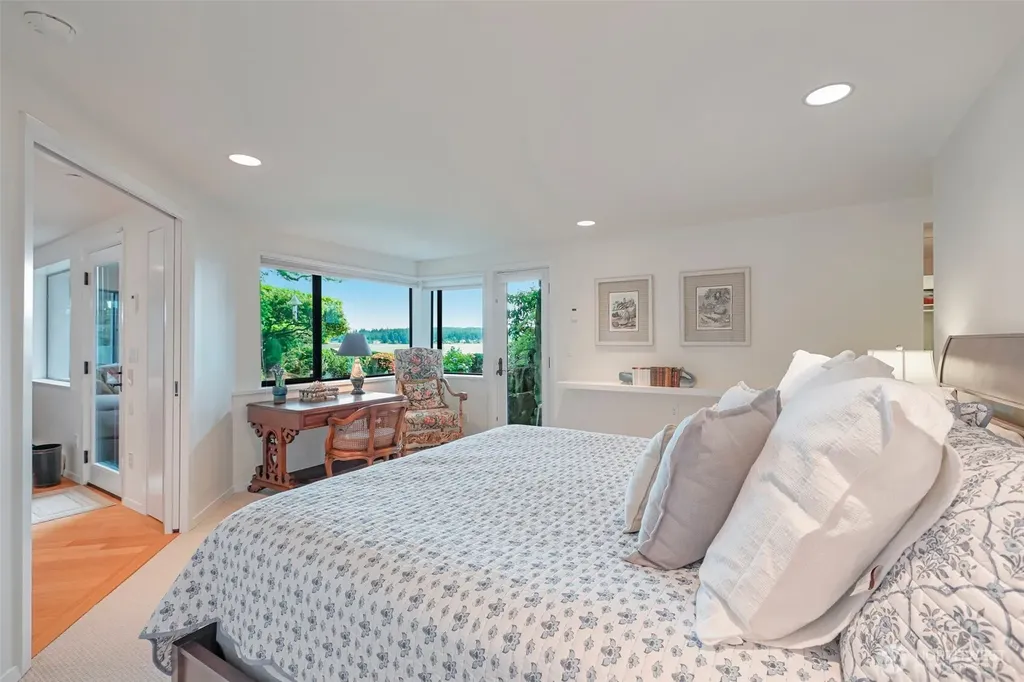 7602 Fairwind Lane NW Gig Harbor WA 98335