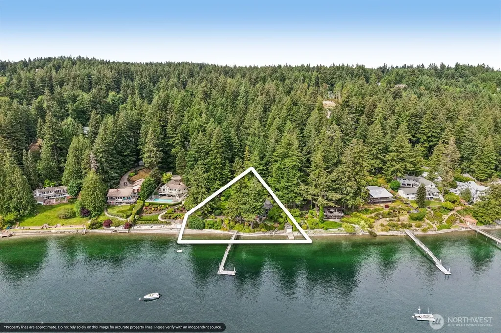 7602 Fairwind Lane NW Gig Harbor WA 98335
