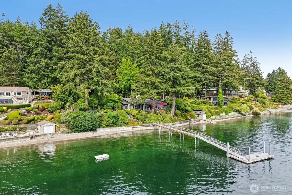 7602 Fairwind Lane NW Gig Harbor WA 98335