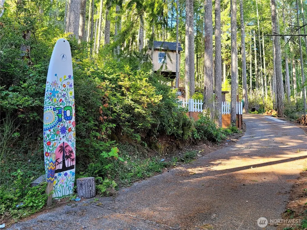 70 N Colony Surf Drive Lilliwaup WA 98555