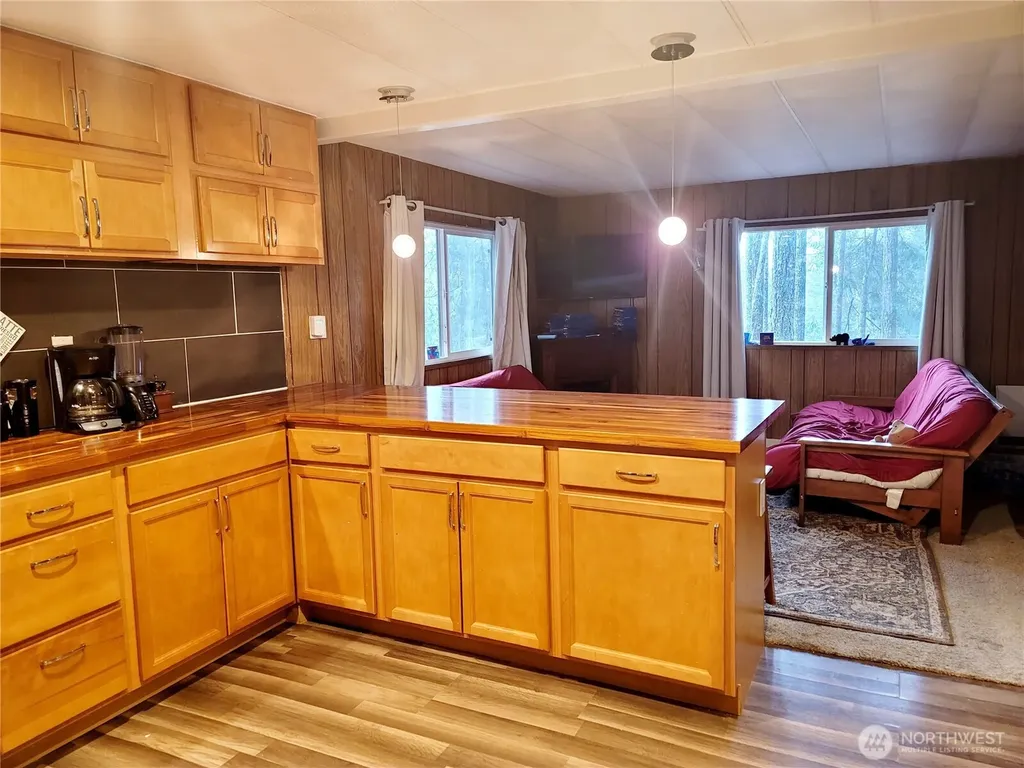 70 N Colony Surf Drive Lilliwaup WA 98555