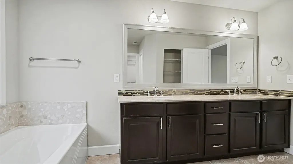 17321 40th Avenue SE Bothell WA 98012
